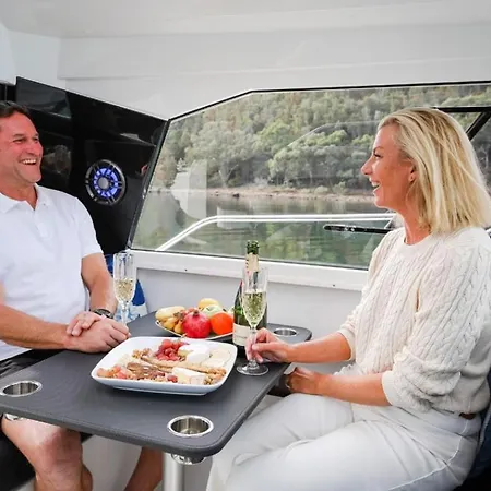 보트호텔 Siesta Luxury Boat - Na Lodzi W Marinie Solnej