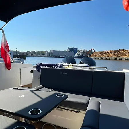 보트호텔 Siesta Luxury Boat - Na Lodzi W Marinie Solnej *
