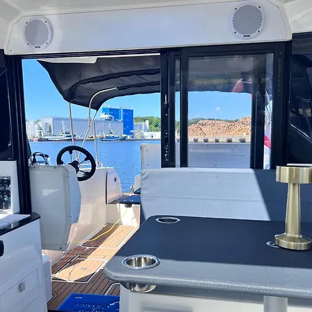 Siesta Luxury Boat - Na Lodzi W Marinie Solnej * 코워브제크
