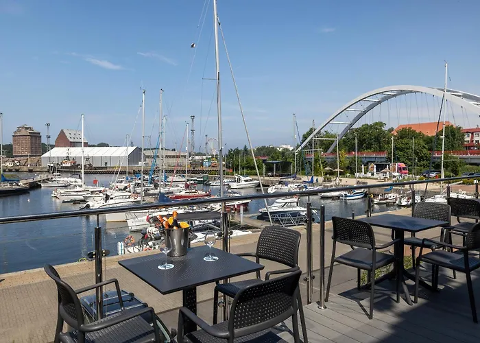 Siesta Boat 보트호텔 코워브제크